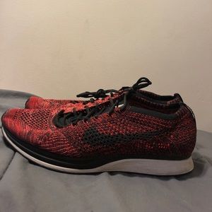 Nike Flyknit Racer